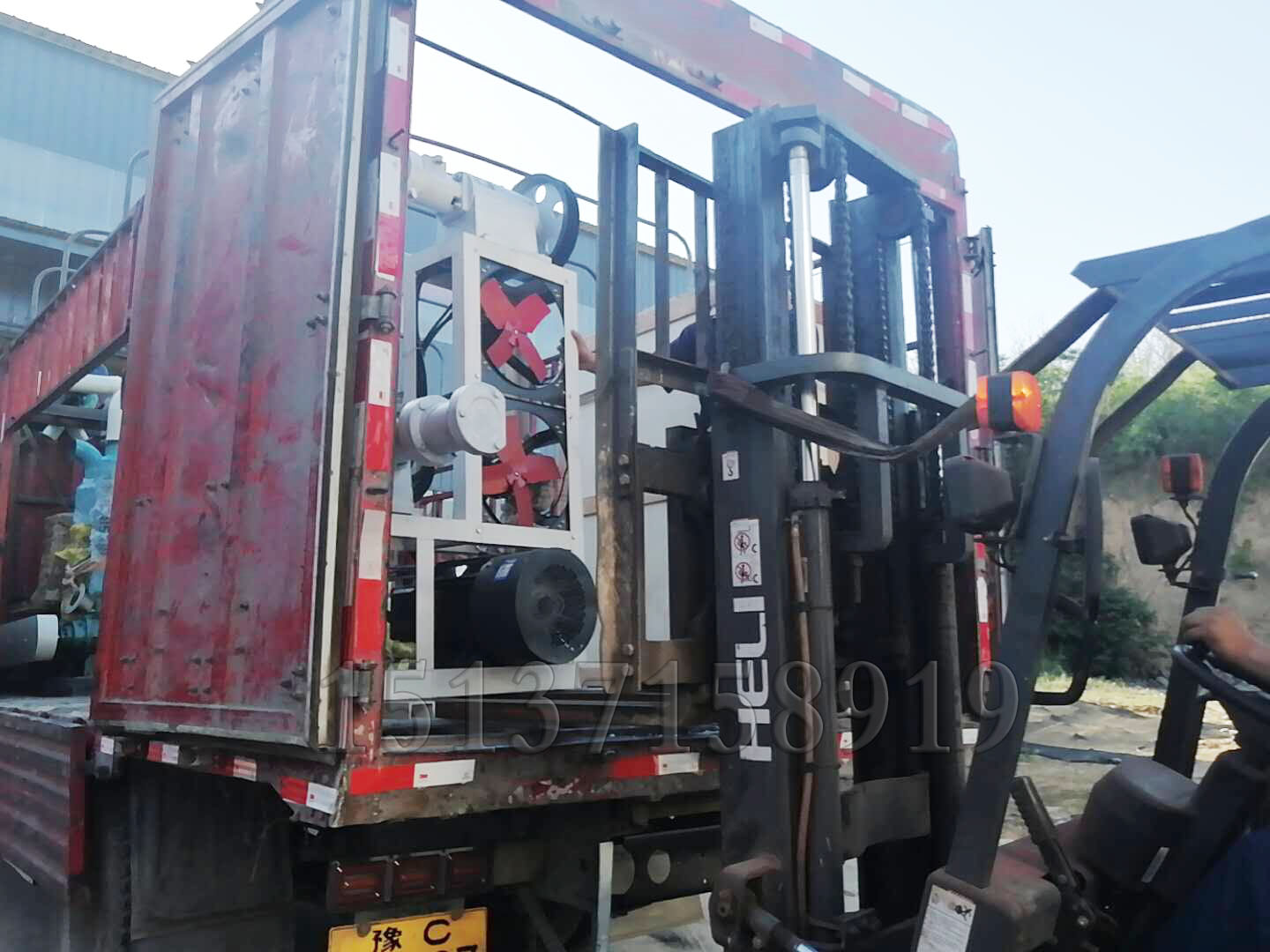 多功能米線機發貨現場